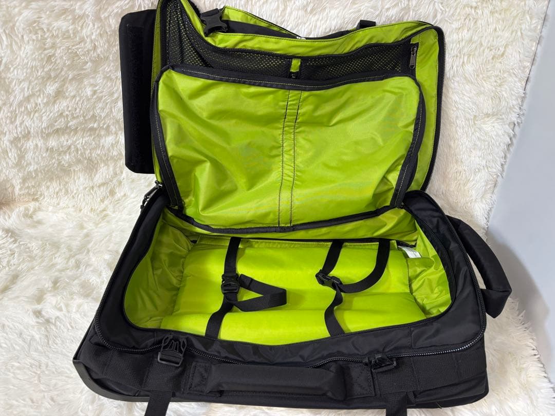 【良品】　美品Karrimor カリマー　Clamshell 40 クラムシェル