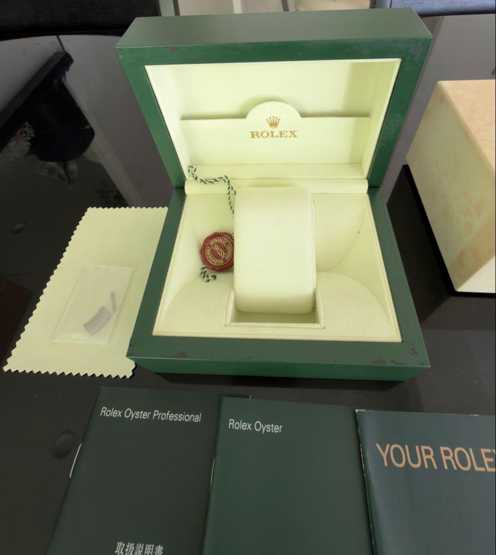 ⭐️正規品07年ROLEX Submariner16610 箱 付属品セット中古♪