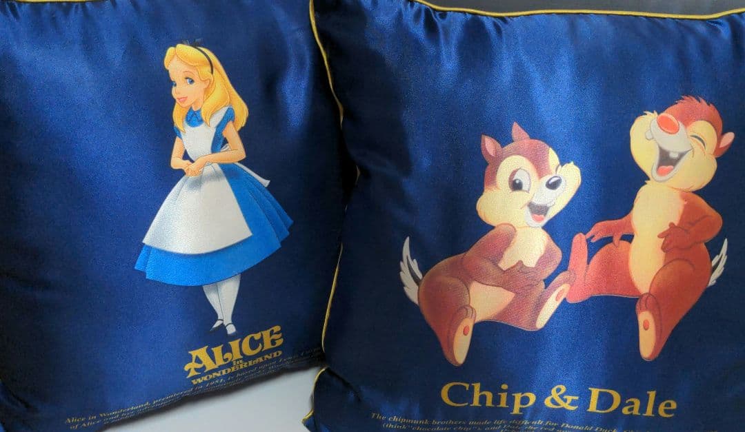 ディズニー　DISNEY　クッション　アリス・チップとデール　2点セット