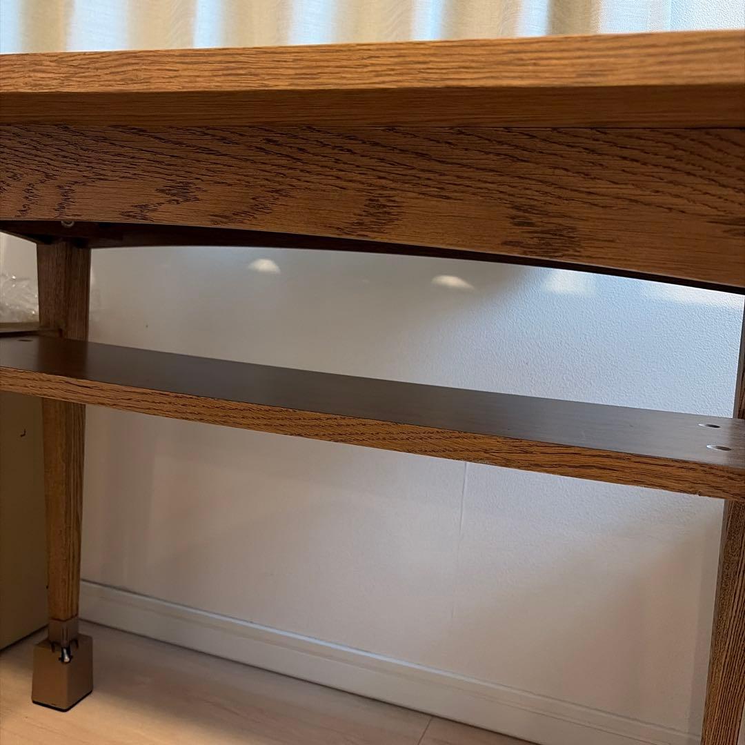 【期間限定お値下げ！】ウニコkurutカフェテーブル