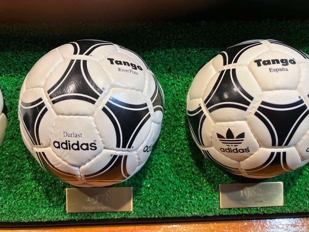 日韓W杯記念ボール ヒストリカルマッチボール9個セット限定品