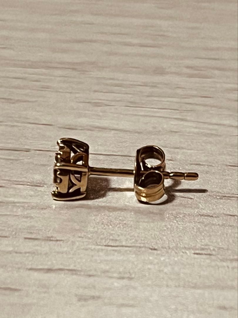 AVALANCHE 10K 天然ダイヤモンド ピアス
