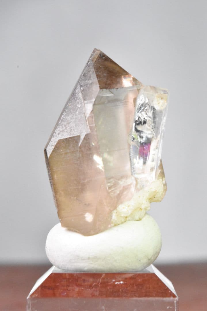 入手困難！ ミャンマーモゴック産スモーキークォーツとホワイトトパーズ