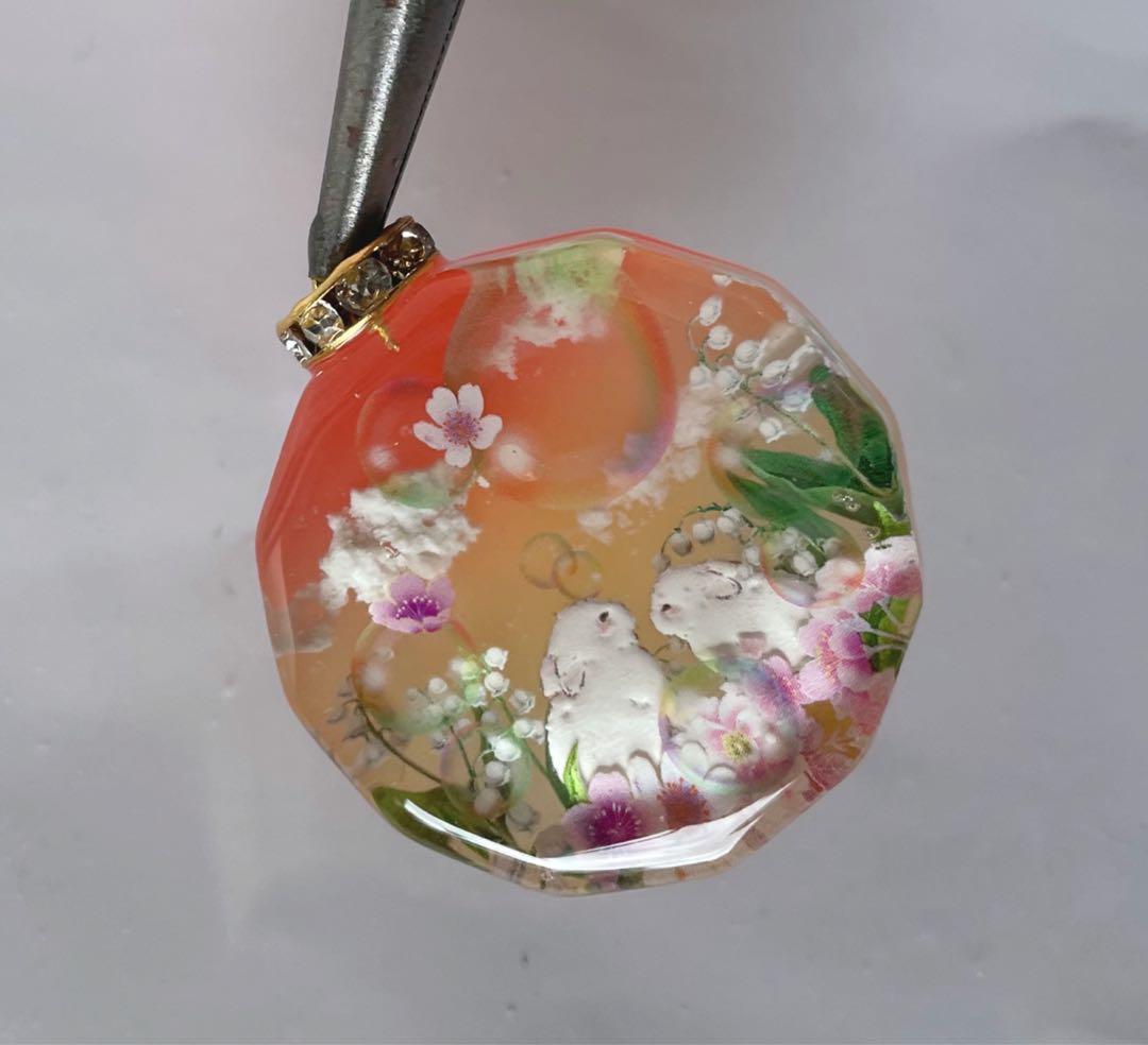 展示用/レジン/夕暮れのうさぎ　すずらん　蓄光　オルゴナイトネックレス