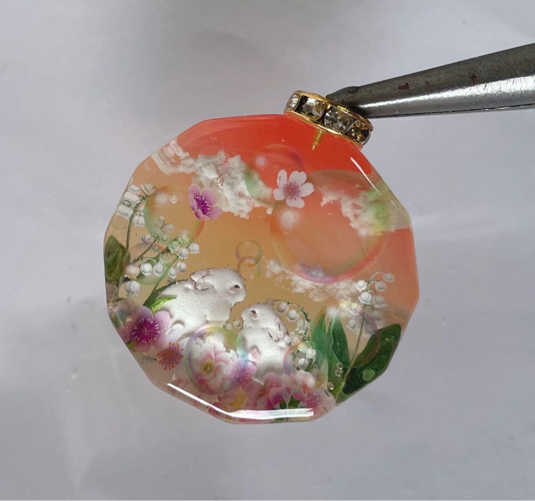 展示用/レジン/夕暮れのうさぎ　すずらん　蓄光　オルゴナイトネックレス