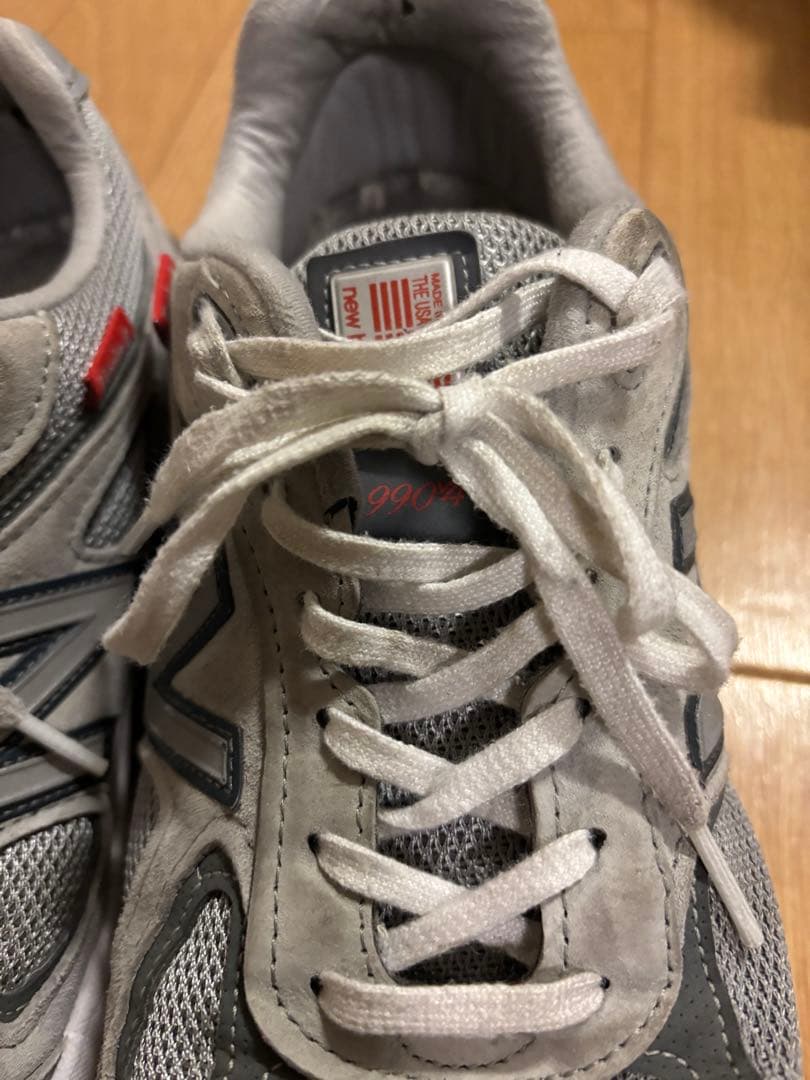 New Balance 990v4 グレー スニーカー　赤タグ
