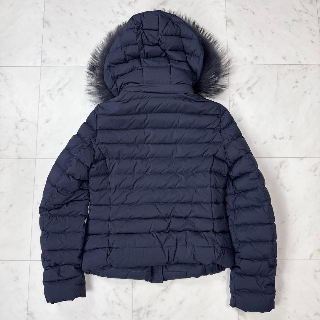 美品 タトラス 2023年製 ヴァレナ ダウンジャケット ネイビー サイズ03