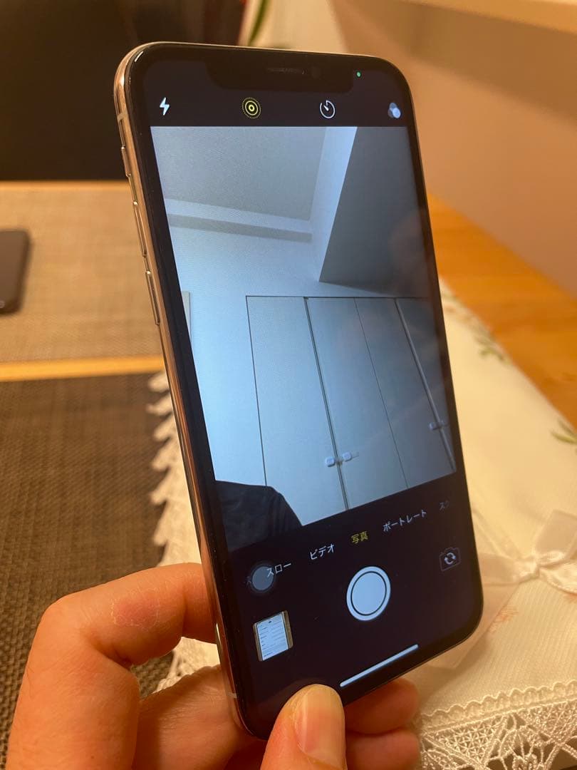 Apple iPhone X シルバー　64G