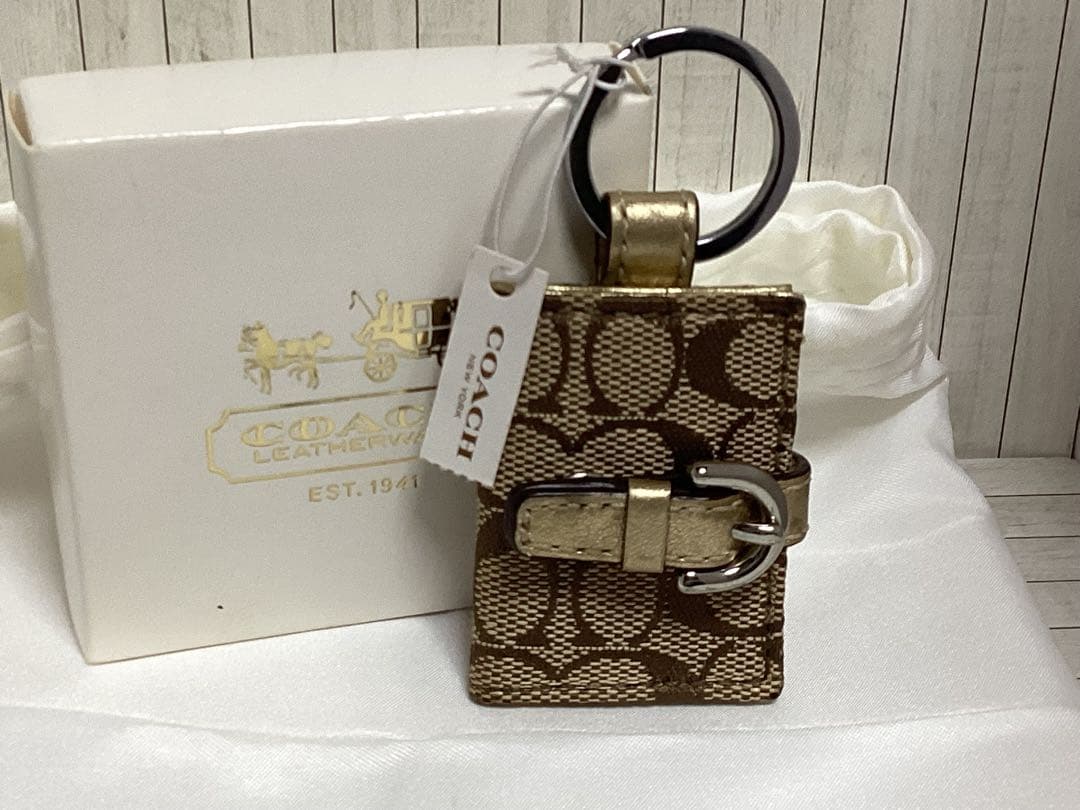未使用美品タグ付き写真入コーチ手帳COACH キーホルダーシグネチャー本物