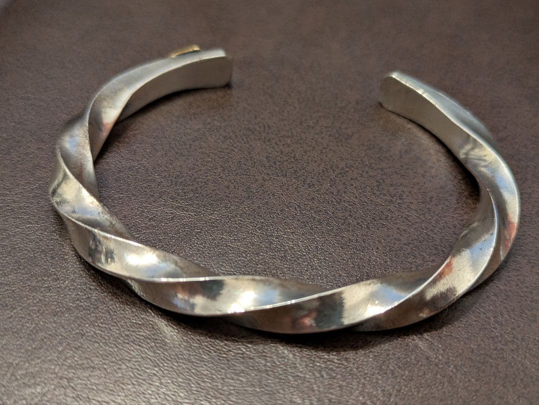 【定価約80,000円】シルバーツイストバングル　シルバー925　ROAD