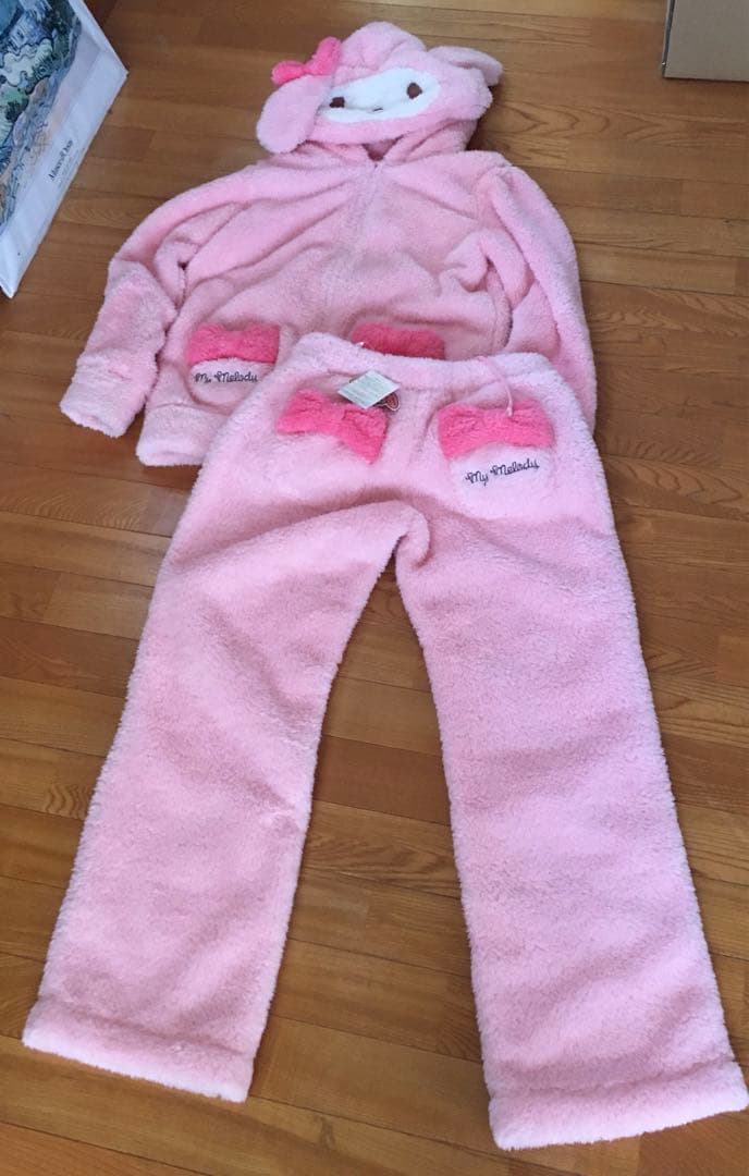 マイメロ　サンリオ　エメフィール　ルームウェア　上下セット