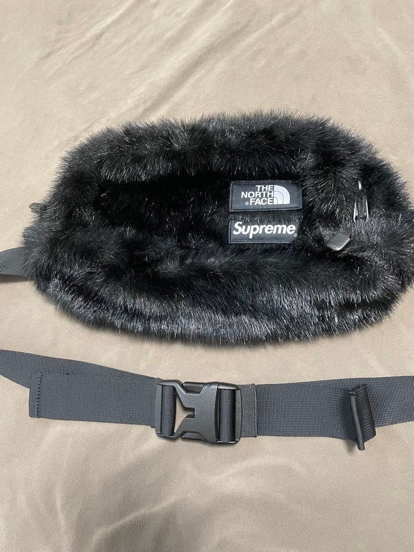 バッグ Supreme The North Face FauxFur Waist Bag
