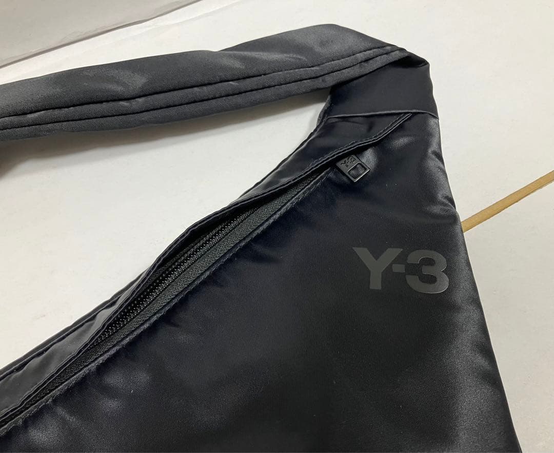 ✨美品【☆Y-3】メッセンジャーバック…ブラック