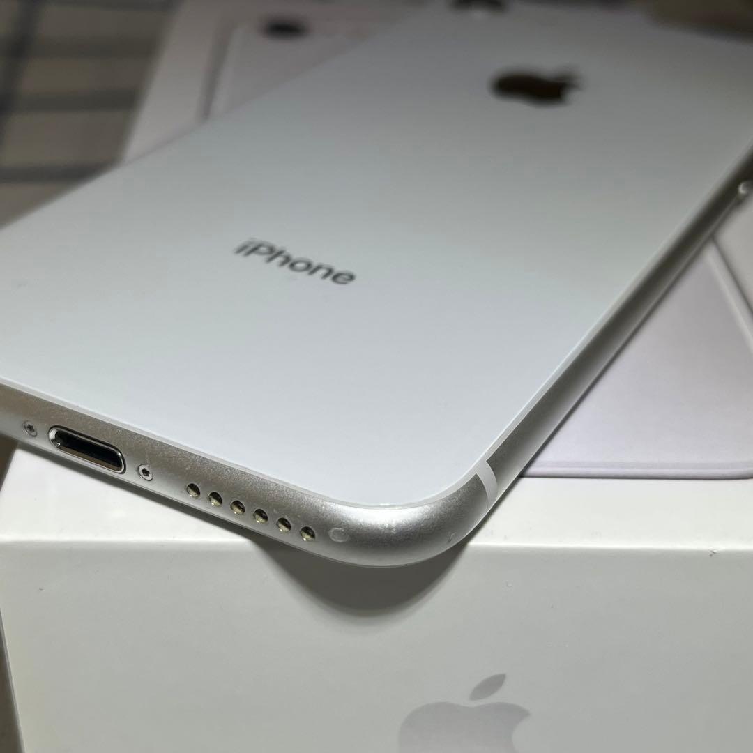 Apple iPhone 8 64GB シルバー SIMフリー
