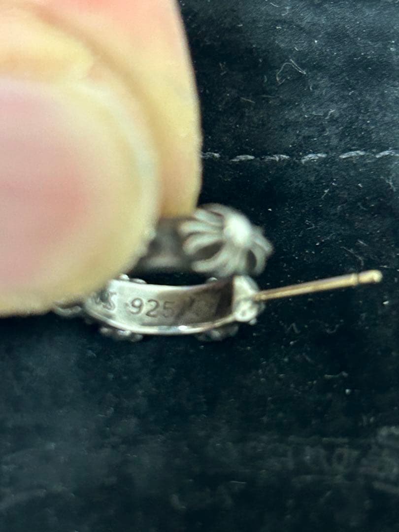 クロムハーツクロスバンドフープピアス(片耳用)