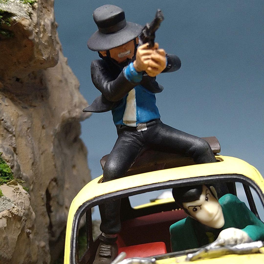 ルパン三世 カリオストロの城 追跡 プラモデル塗装済完成品