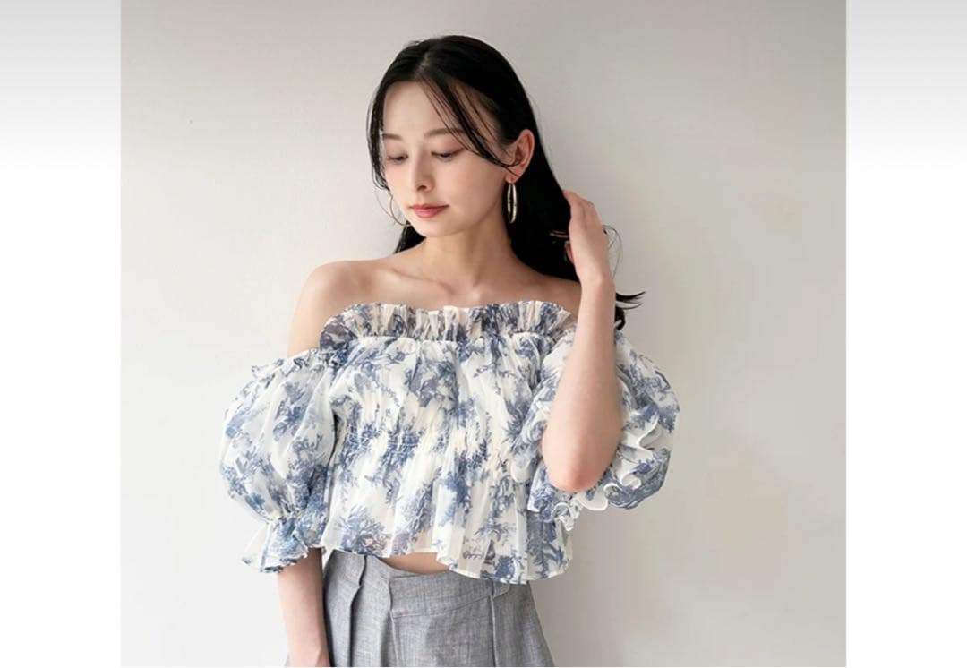 snidel ギャザーオフショルブラウス 25ss