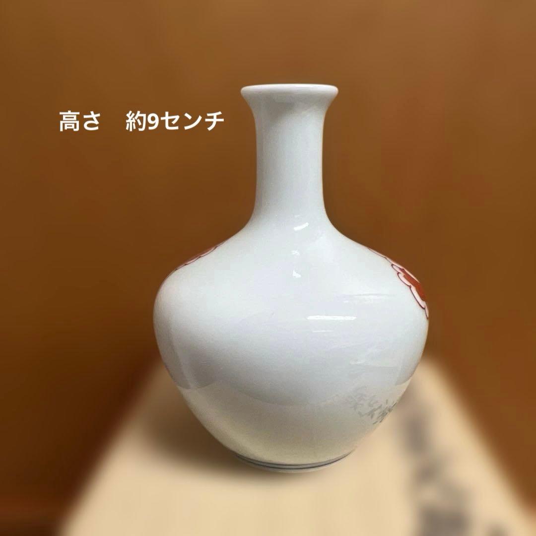 今右衛門　色鍋島　錦牡丹絵花瓶　未使用　団十郎襲名記念
