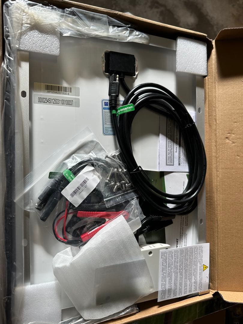 ECO-WORTHY 25W 12ソーラーパネルキット チャージーコントローラー