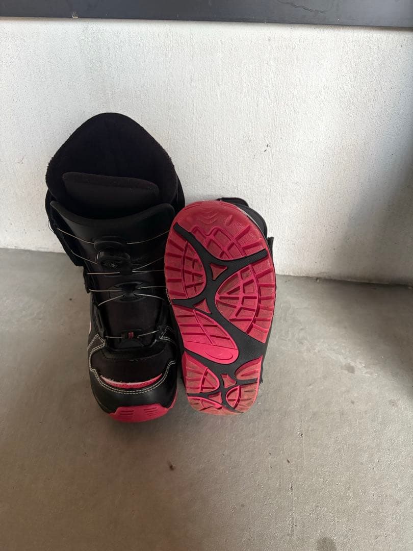 子供用スノーボード3点セット板120ブーツ22.5cmジュニアスノーボードセット