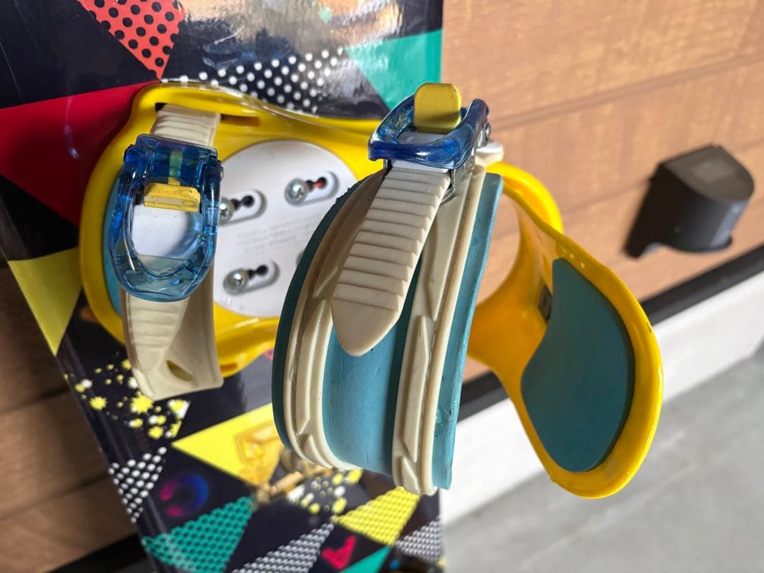 子供用スノーボード3点セット板120ブーツ22.5cmジュニアスノーボードセット