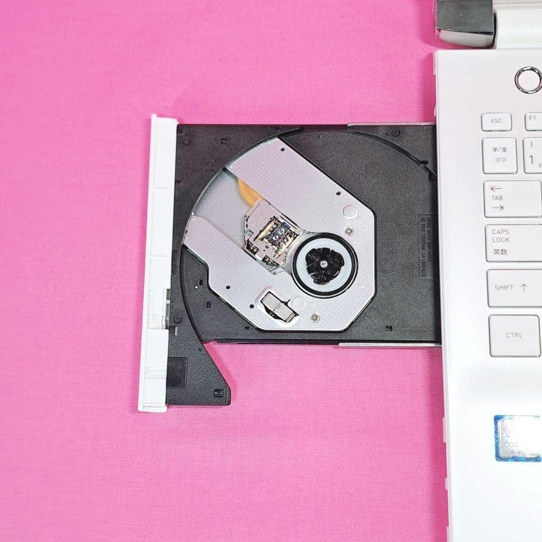 B23 東芝ダイナブックノートパソコン i3/SSD/4GB Windows11