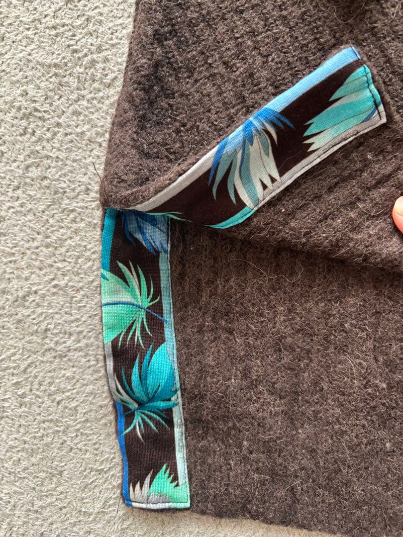 レオナール　ブラウン 長袖ニットセーター