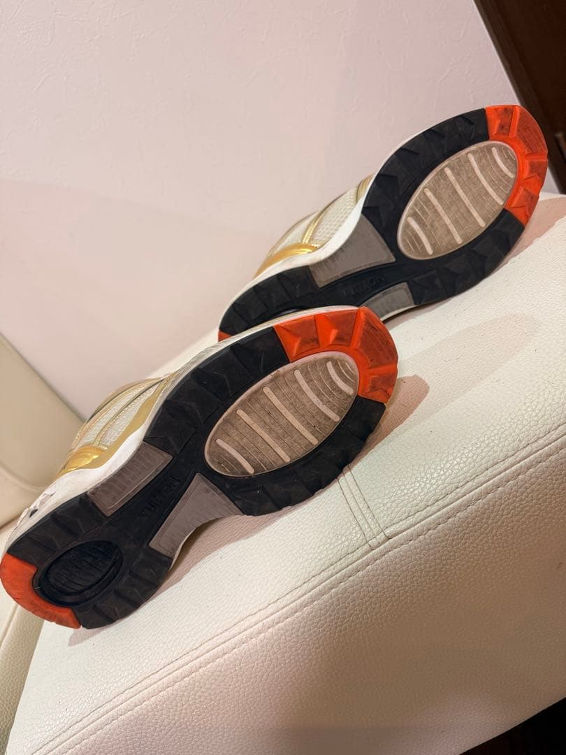 格安 本物 ルイヴィトン メンズ スニーカー