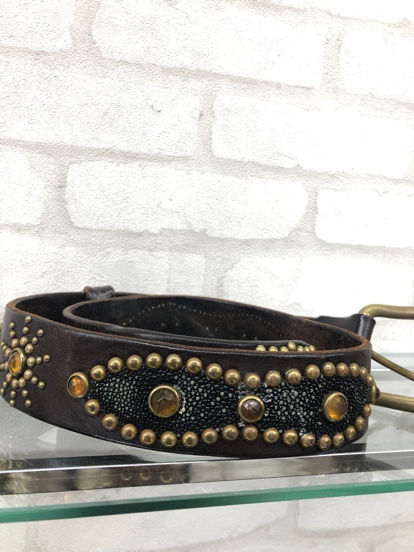 あHTC オーバーレイピーナッツベルト スタッズベルト