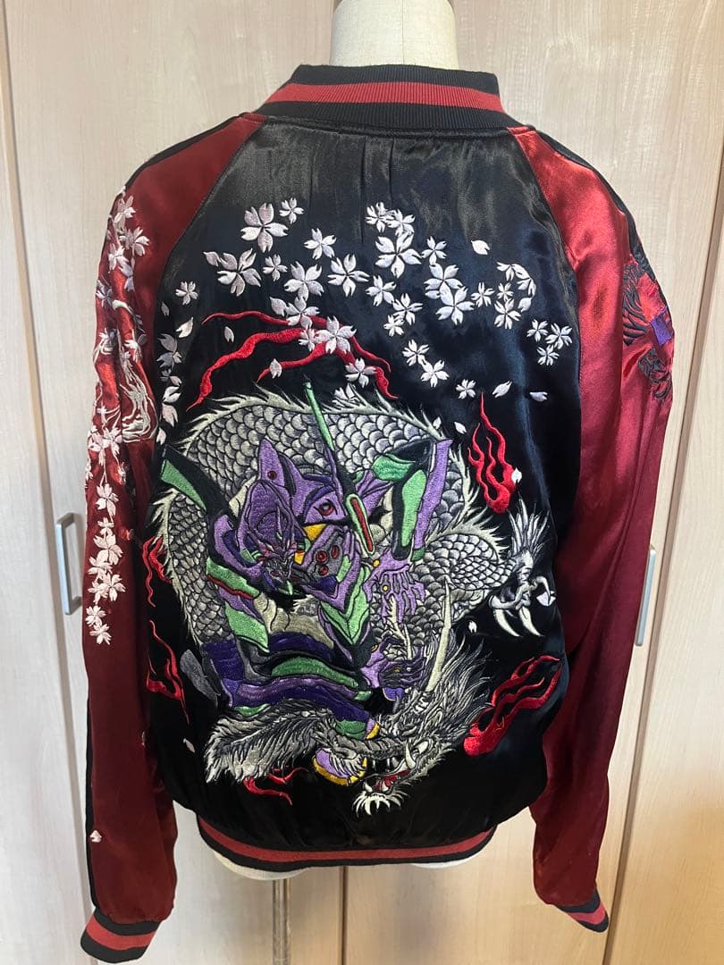 エヴァンゲリオン スカジャン 黒赤