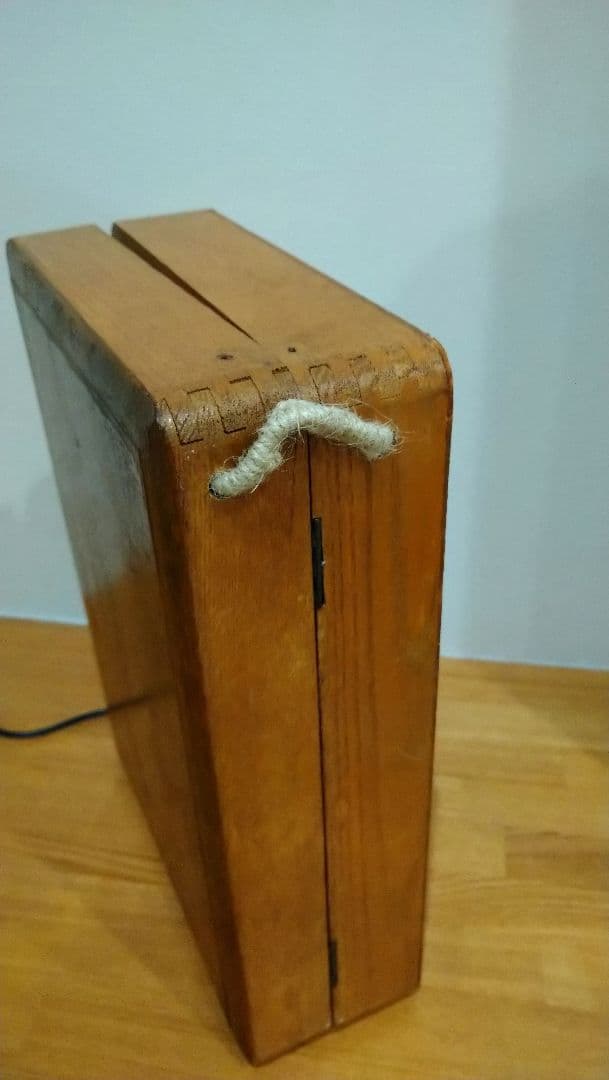 レトロBOXと流木のインテリアスタンド！！