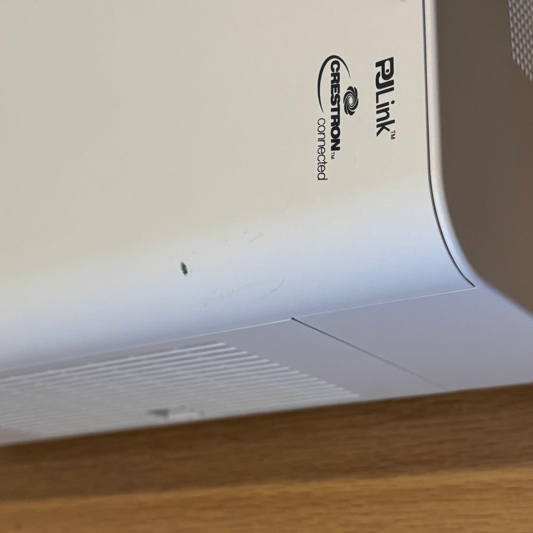 良品 Panasonic パナソニック EW630プロジェクター使用1800h