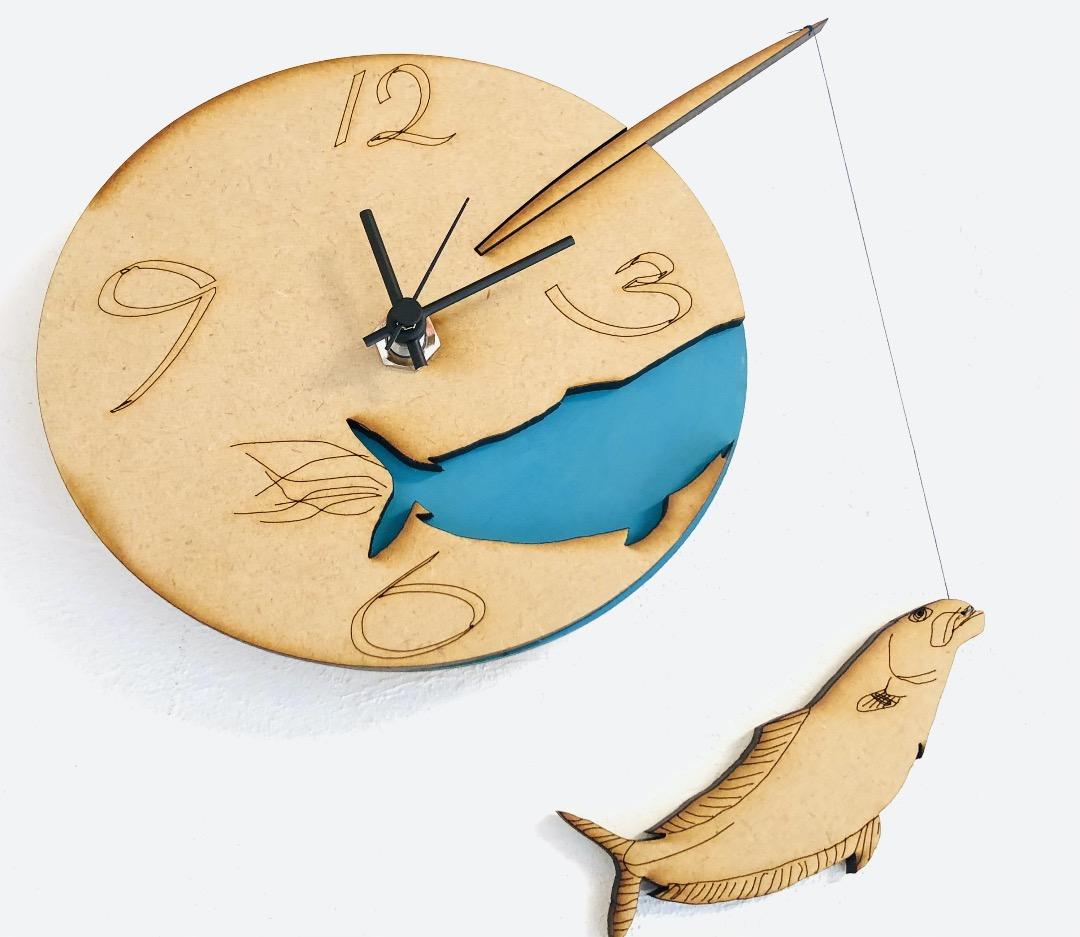 掛け時計 魚モチーフ