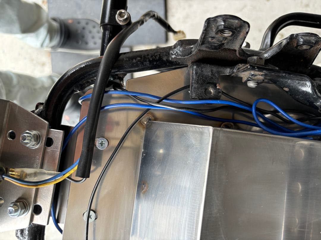 ヤマハRZ250/RZ350 4L3/4U0用フェンダーレスキット