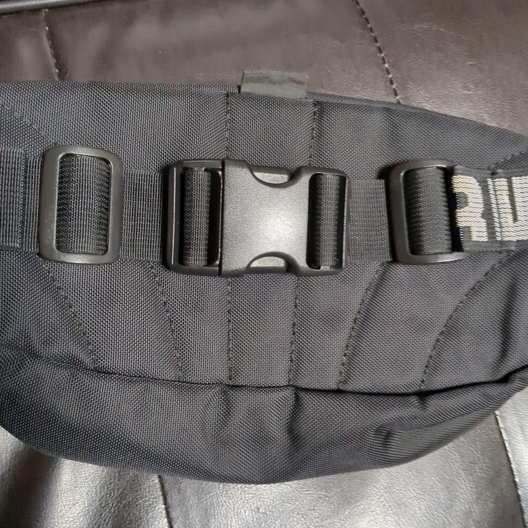 SUPREME　ボディバッグ　ウエストポーチ　ブラック