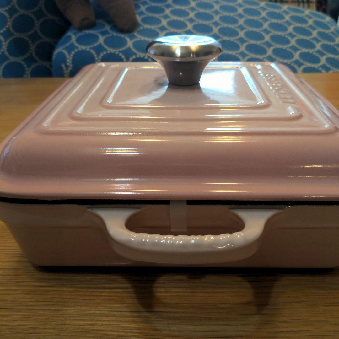 (極美)LE CREUSET　シグニチャー ココット スクエア シフォンピンク