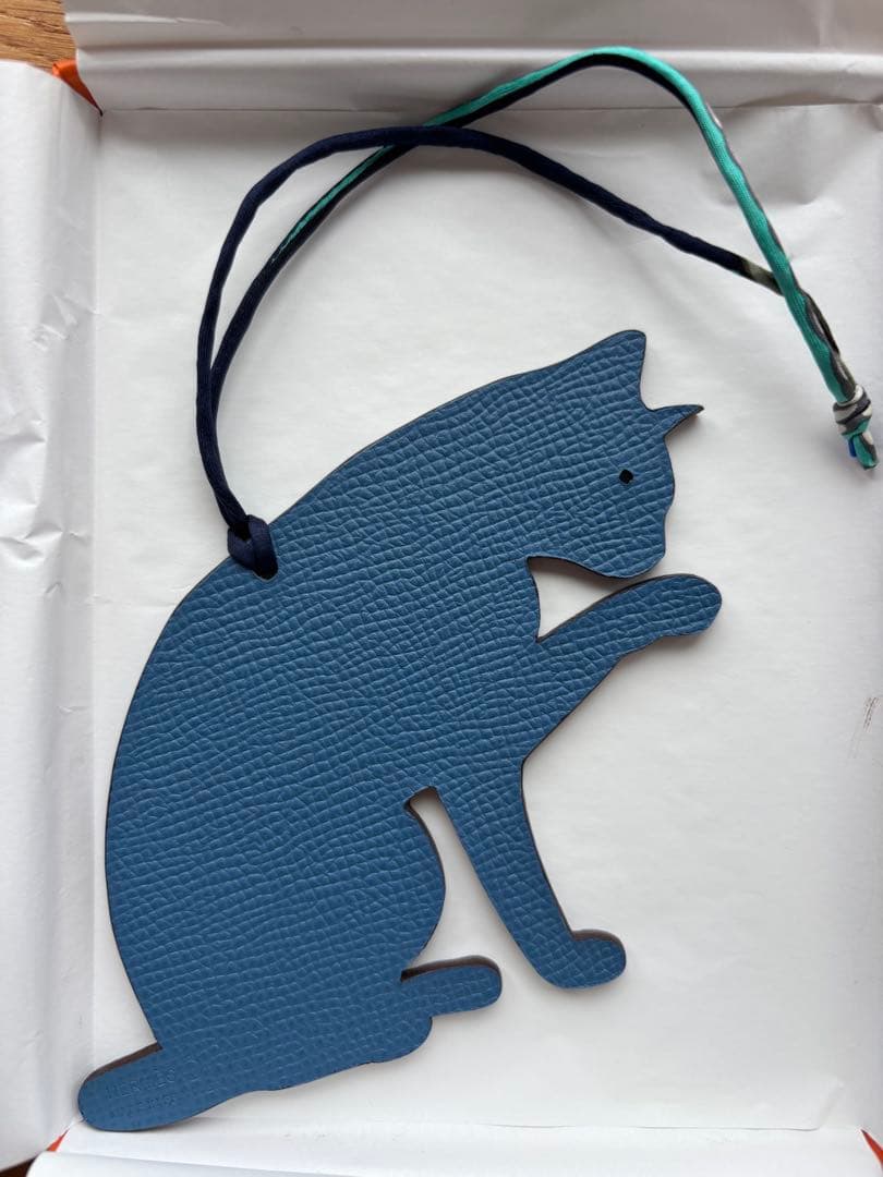 エルメス　HERMES 猫　チャーム