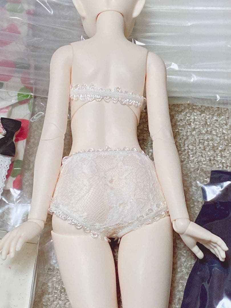 DOLK × myoudoll 文学少女 zuzana