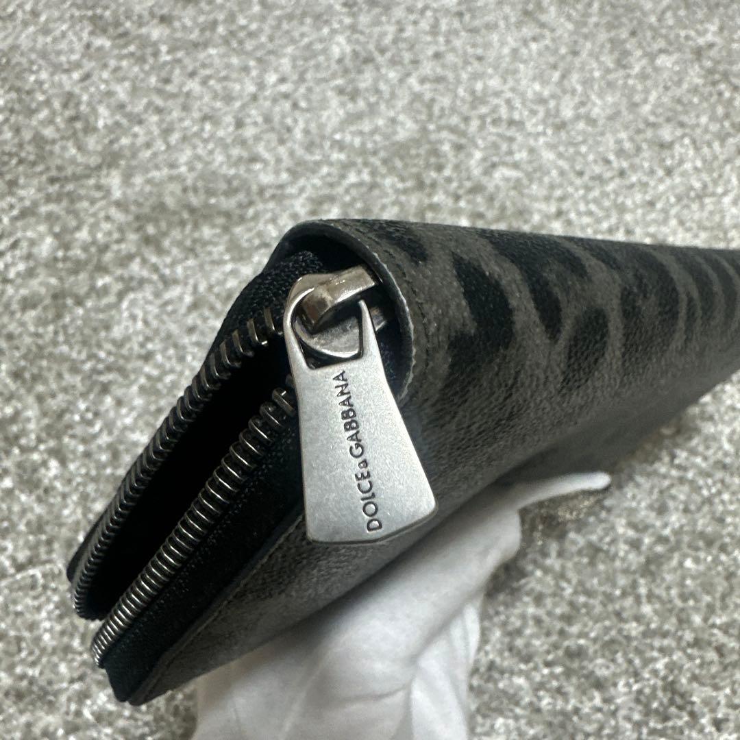 さくらんぼ⭐︎DOLCE &GABBANA長財布