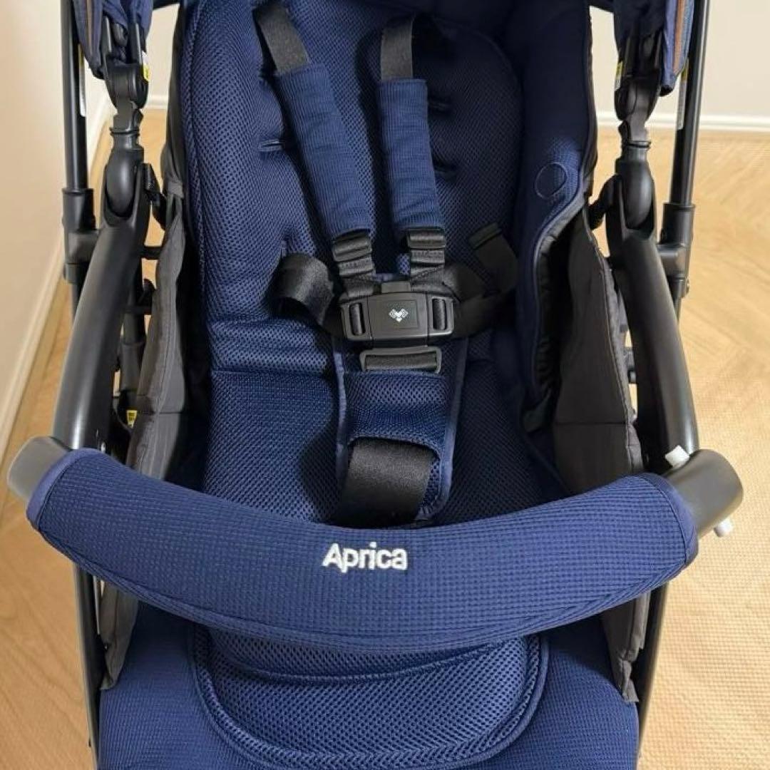 【値下中・レインカバー付】アップリカ　ラクーナビッテクッション　ベビーカーAB型