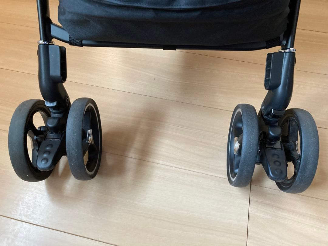 『再値下げ』Apricaラクーナ ビッテクッション アニマル柄 アカチャンホンポ