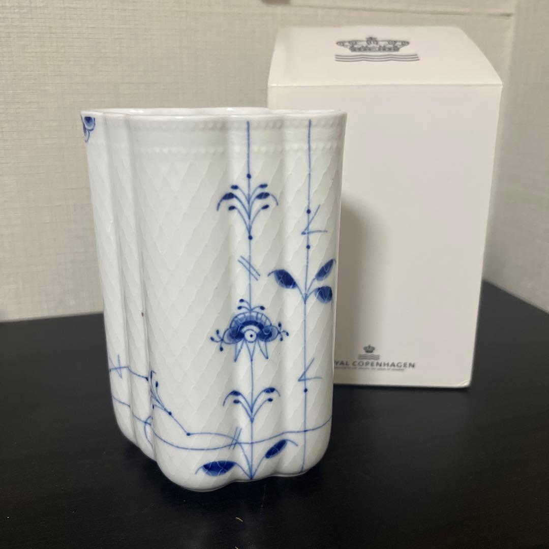   ロイヤルコペンハーゲンブルーフルーテッド 花器