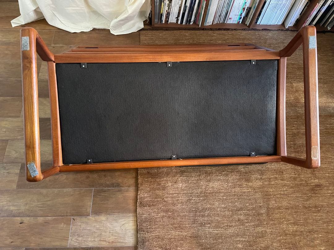 【プ】デューロン　Dyrlundダークグリーン レザー2人がけソファ