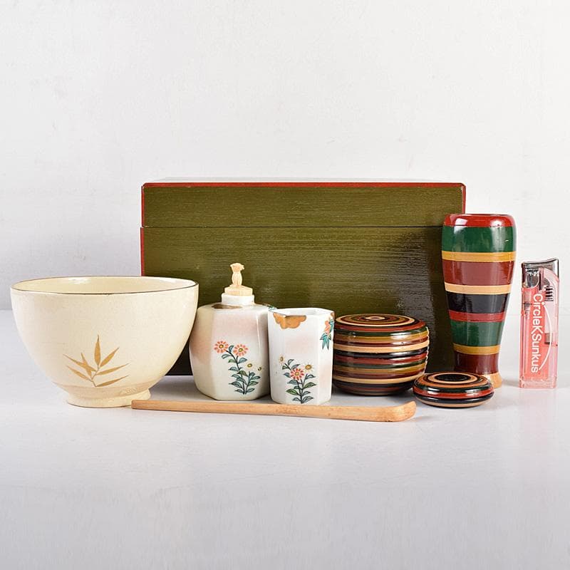 茶道具　面朱茶箱　京焼　山川巖作　茶碗　独楽棗など　九点一式　V　R8493