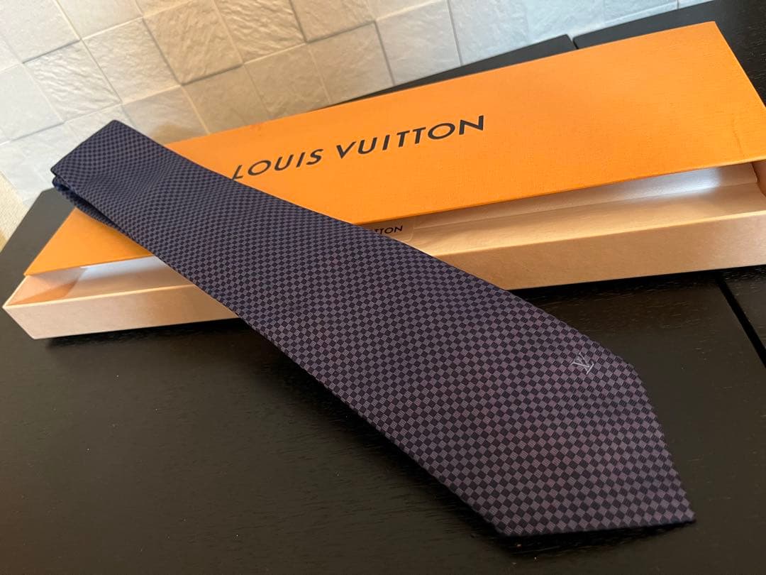 Louis Vuitton ダークネイビー ネクタイ