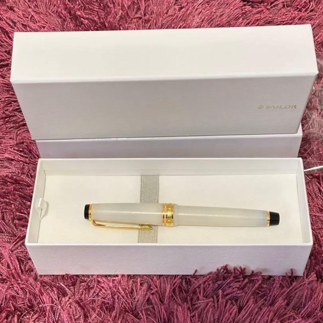 セーラー日本製　四季織　名月　旧ニブペン先1911刻印　14金　万年筆　箱付き