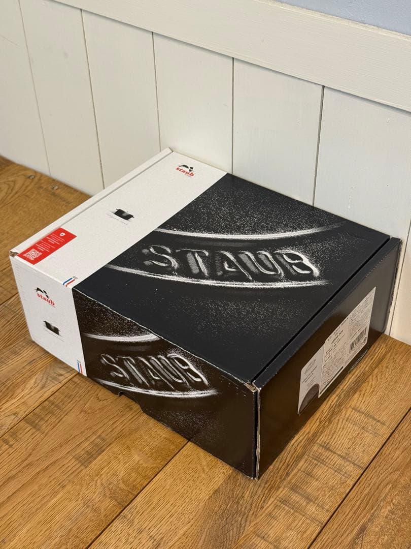 新品 ストウブ ピコ・ココット ラウンド グレー 20cm 40509-304