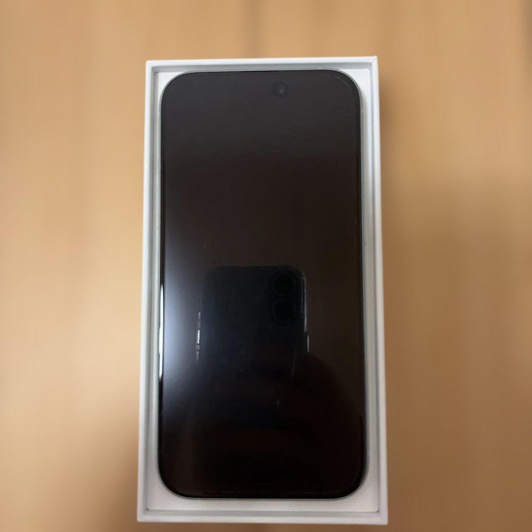 iPhone15 128GB グリーン
