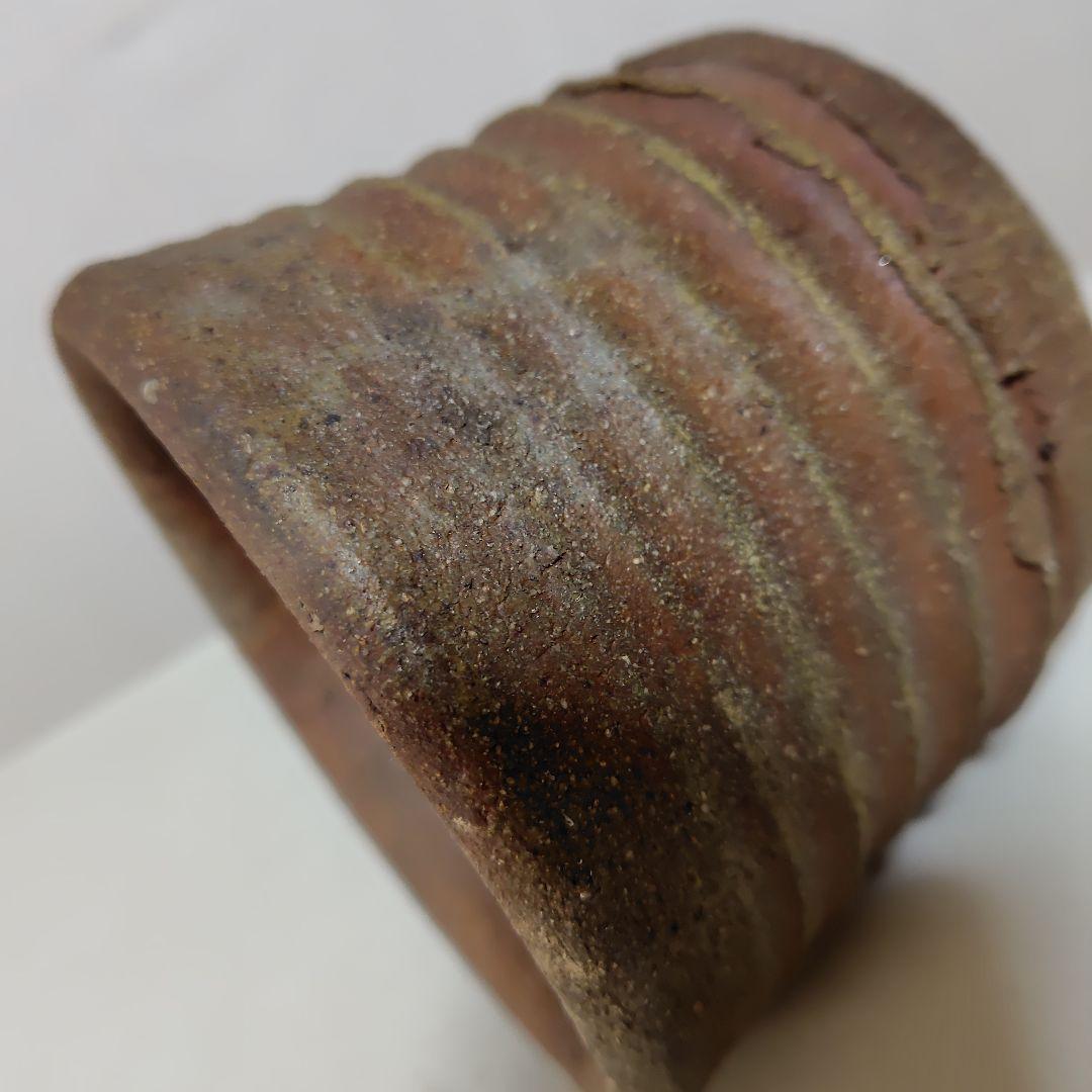 年代物、古い古鉢です。簡単に入手出来ません。実際に使用せず、鑑賞用