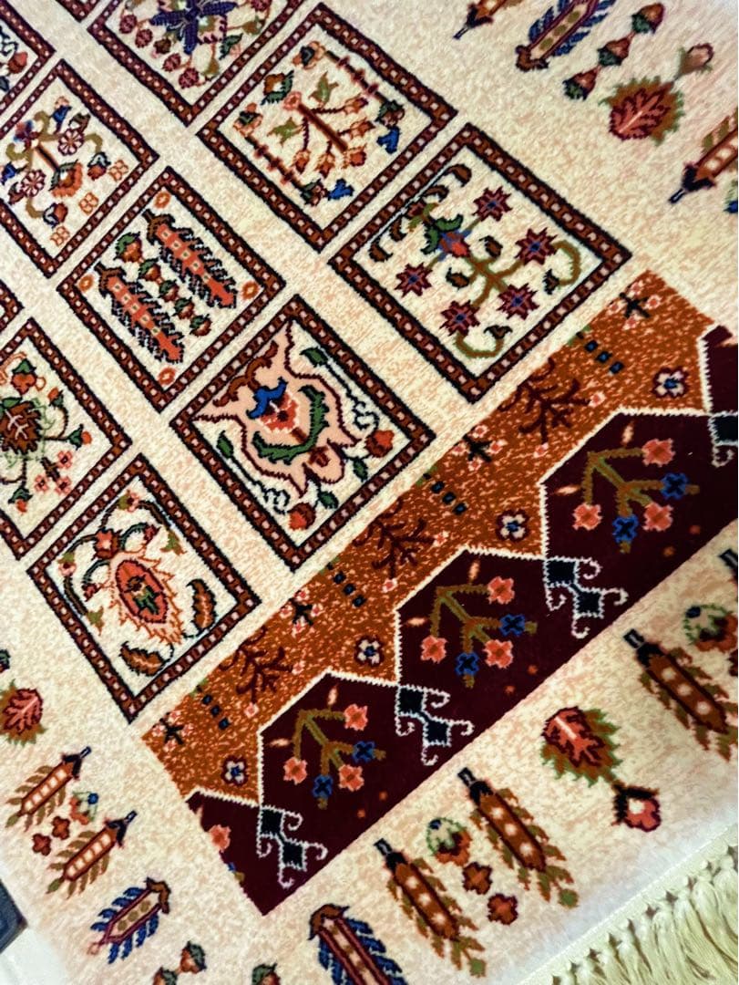 【新品】100%ウール絨毯　リビング　シルクロード　ラグ　カーペット　レトロ